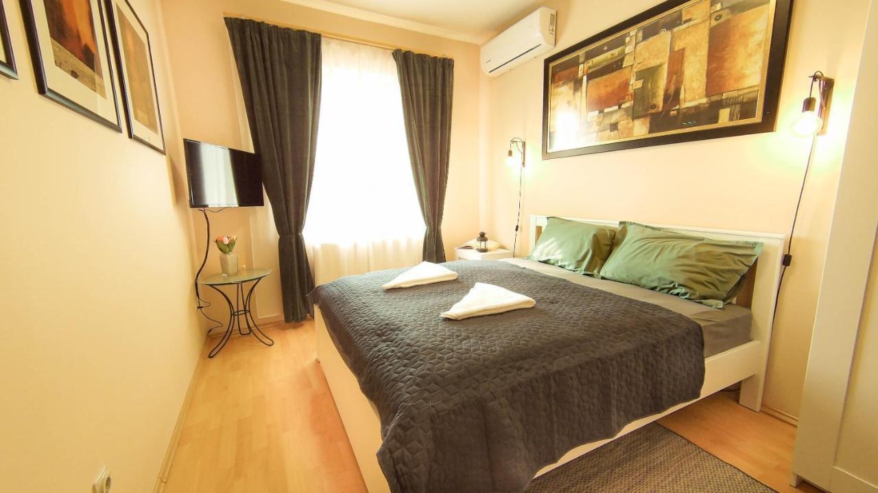 Notafa Vendeghaz Eger Hotel Ngoại thất bức ảnh